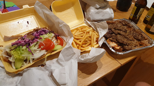 Photo of 3-2-1 Pizza Takeaway | Cheltenham - 148 St George's Rd, Cheltenham GL50 3EL